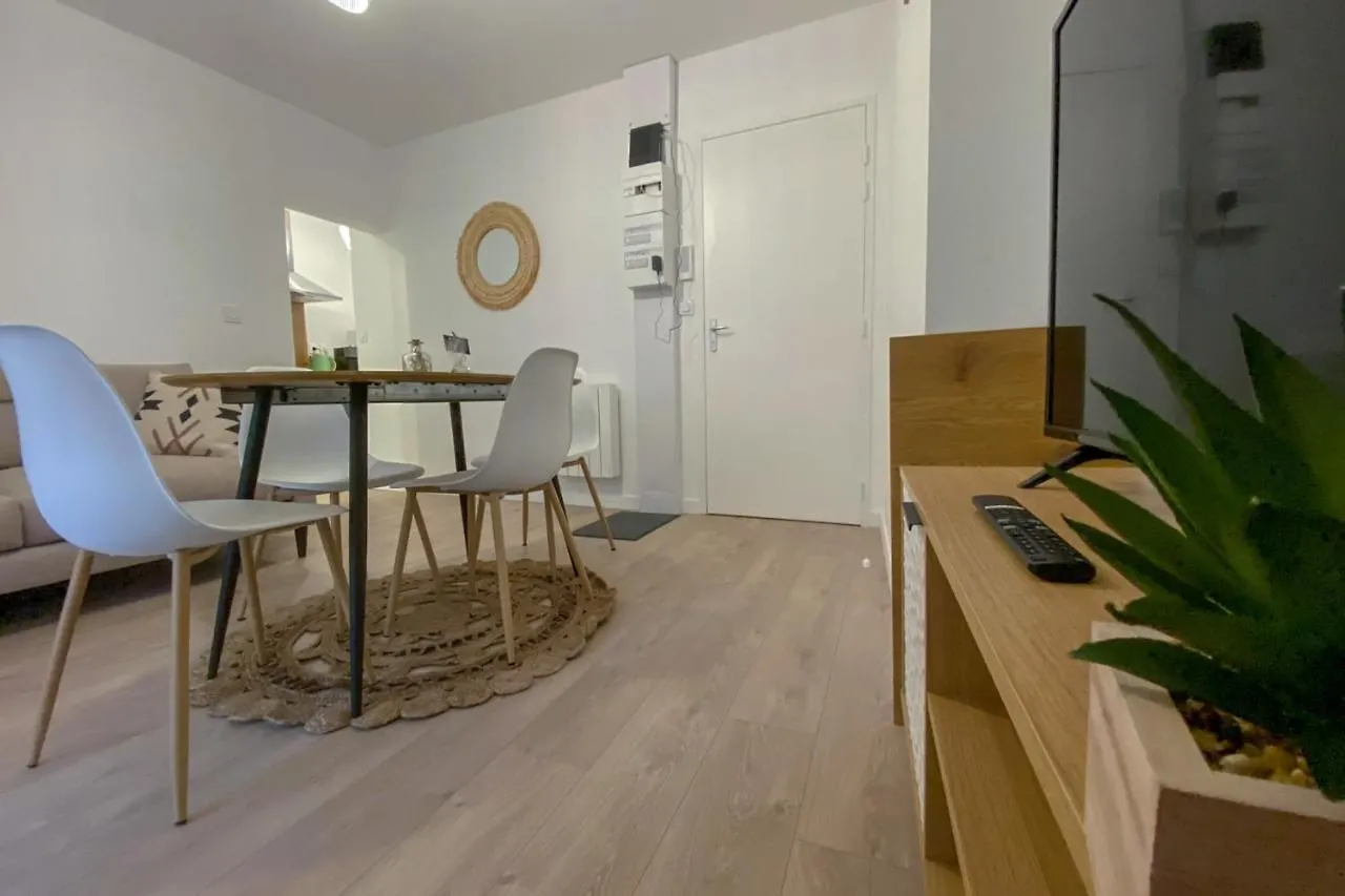 L'Equateur Apartment Bourg-de-Peage