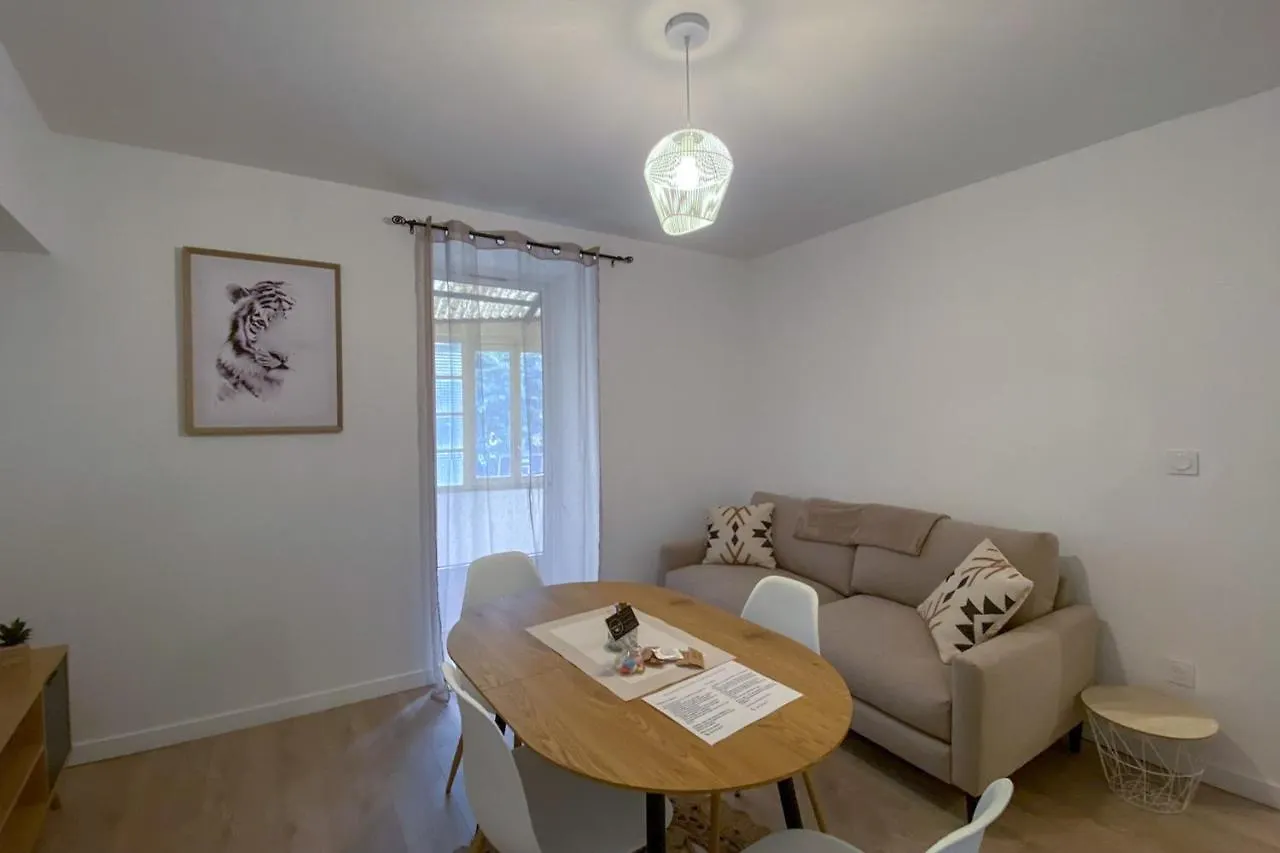 L'Equateur Apartment Bourg-de-Peage France